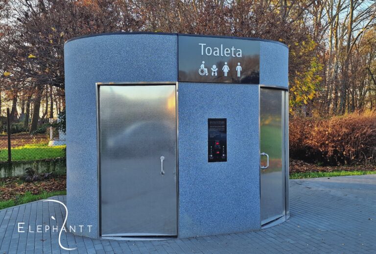 Ożarów –  CITY R1 automatyczne toalety publiczne